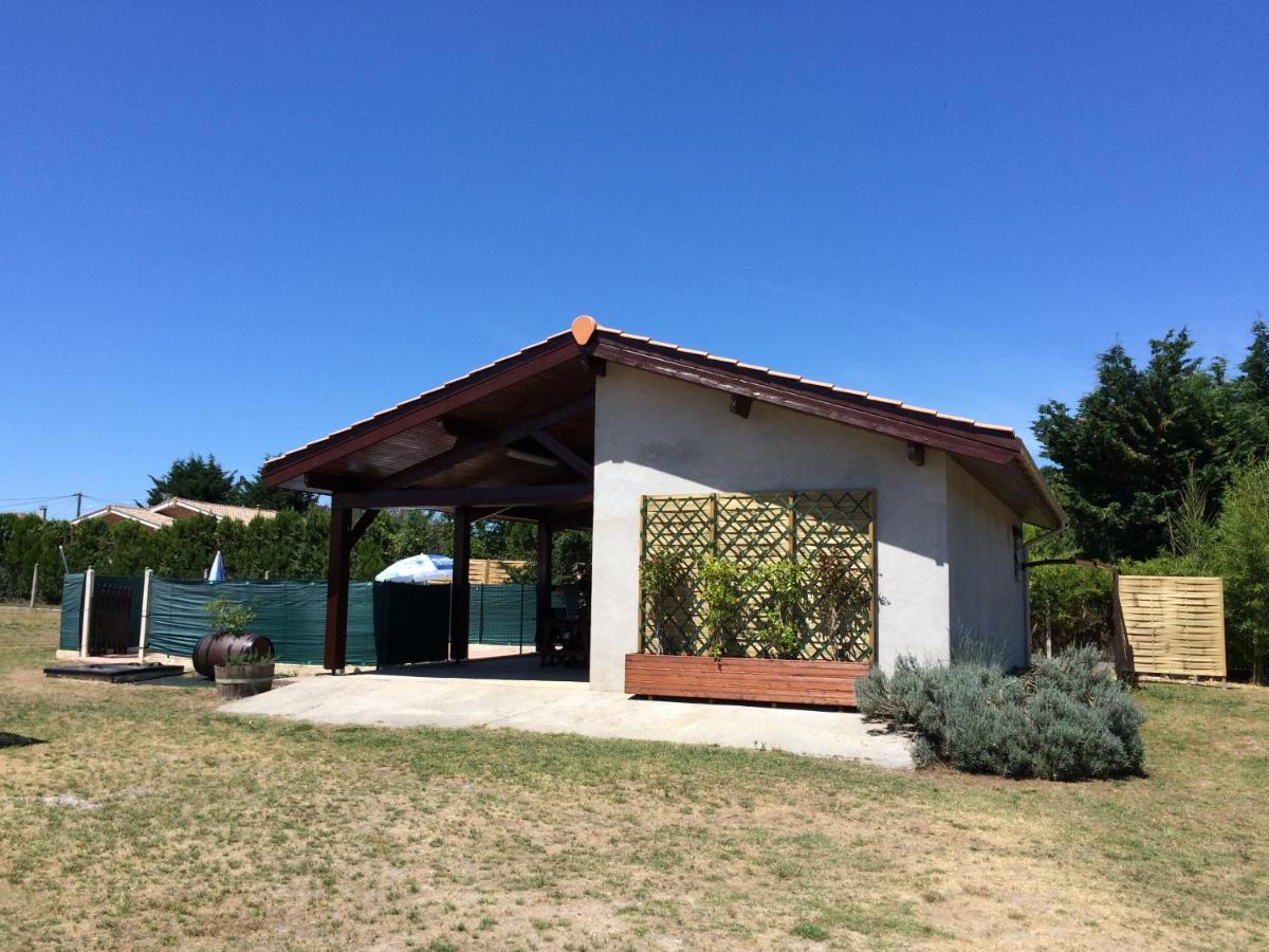 Gite Des Phares - Day Cruise En Bateau Prive, Peche En Mer, Et Visite Guidee Des Chateaux Du Medoc 莱斯帕尔梅多克 外观 照片